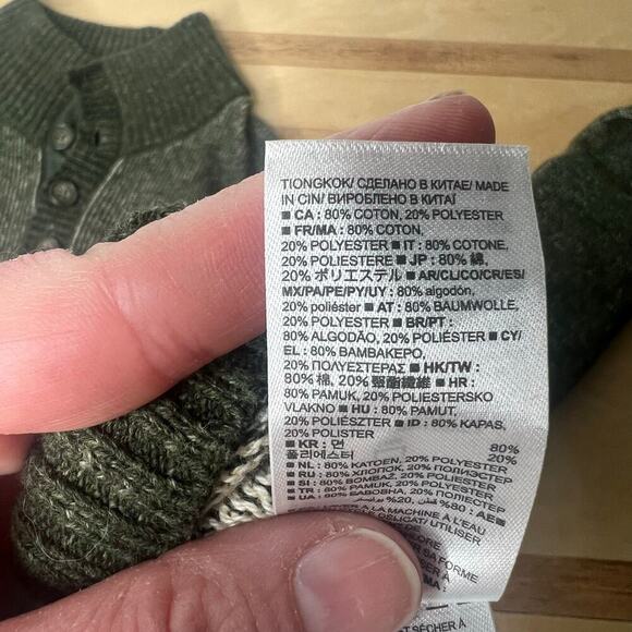 GAP Men's Sweater Green Medium Mock Neck Button Holiday Christmas Causal Office - Picture 8 of 8